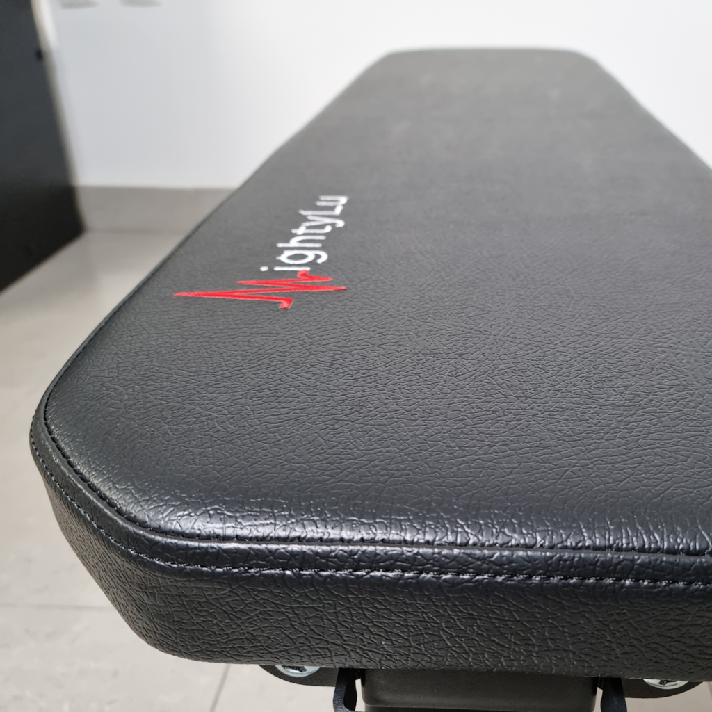Weight bench with a smooth vinyl finish for easy cleaning