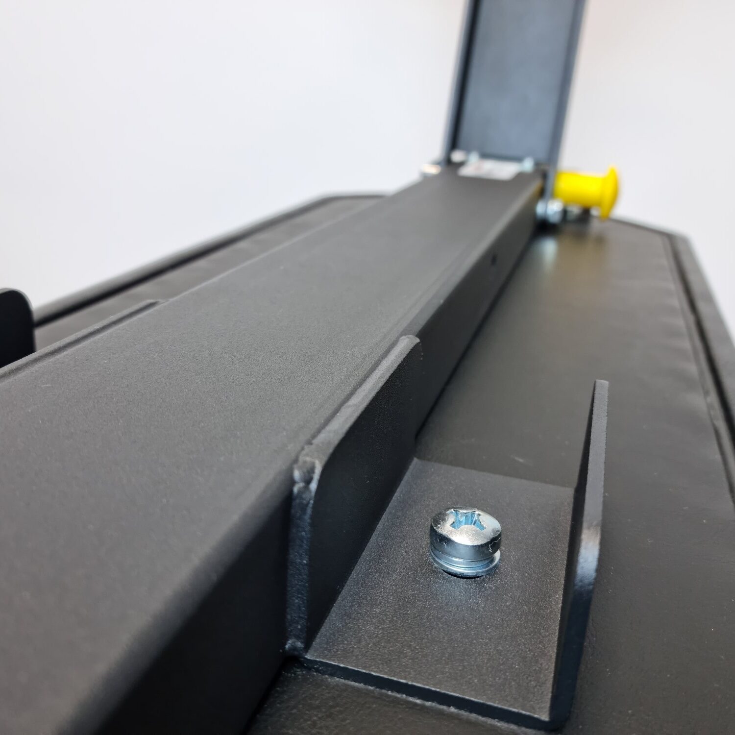 MightyRock klappbare Hantelbank + Wandhalterung