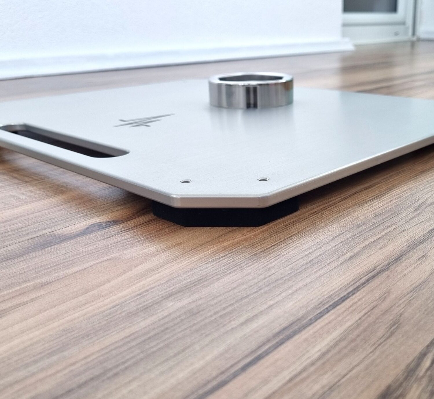 Voltra aluminium travel base plate side
